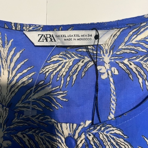 Zara Blue and White Palm Print Blouse - Picture 2 of 6